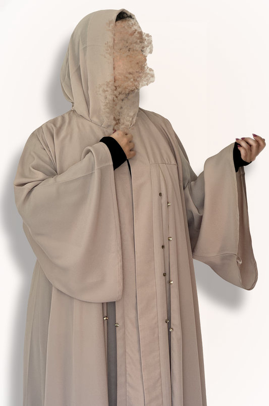 Double Clotch Elegance – Beige Abaya