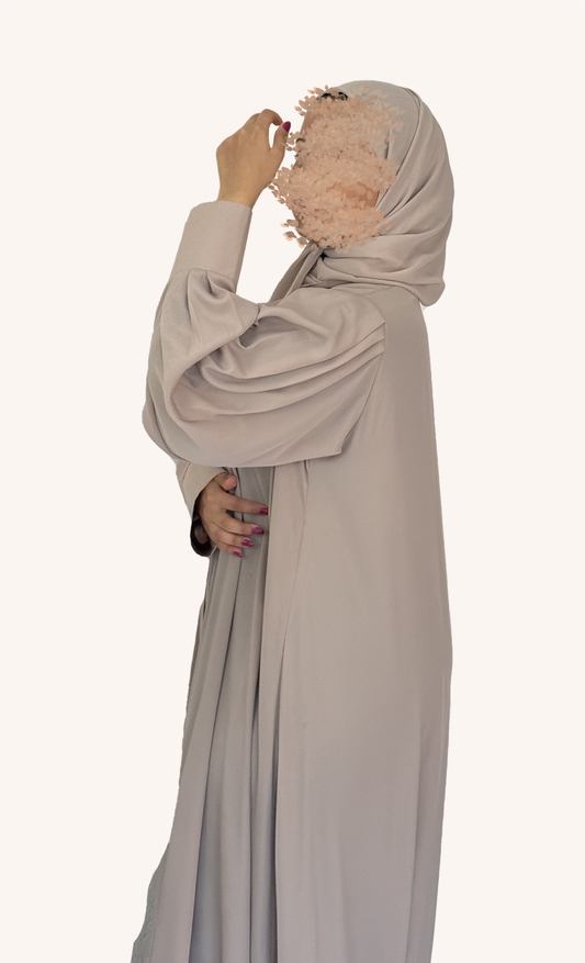 Shoulder Flow Abaya